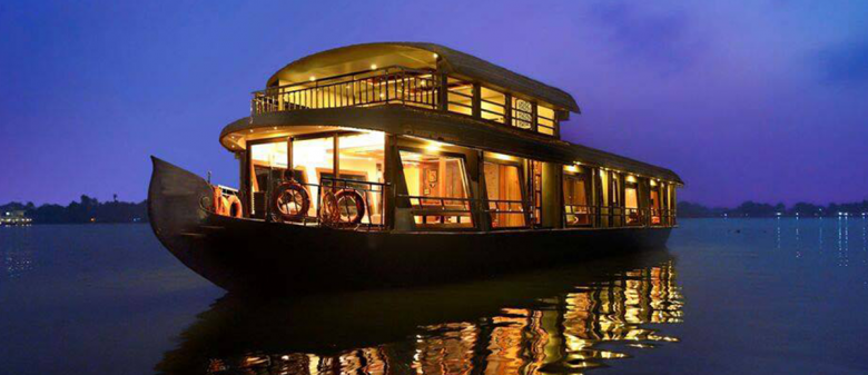 House boat packages